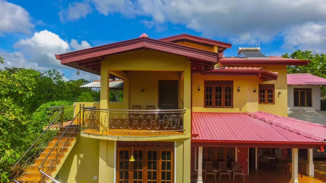 Sigiriya Peacock Homestay Sri Lanka