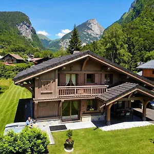 chalet-luxe-les-melezes.hotels-rhonealpes.com/